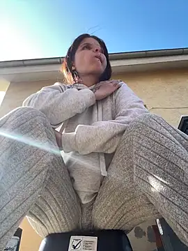 Brutecia2002 online show from March 9, 12:09 pm