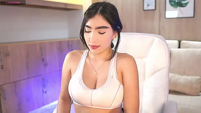Snapshot of sarabelmont chatting on October 16, 12:39 pm sarabelmont online show from October 16, 12:39 pm