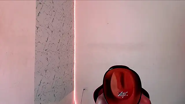 lorian vikel online show from September 18, 10:01 pm