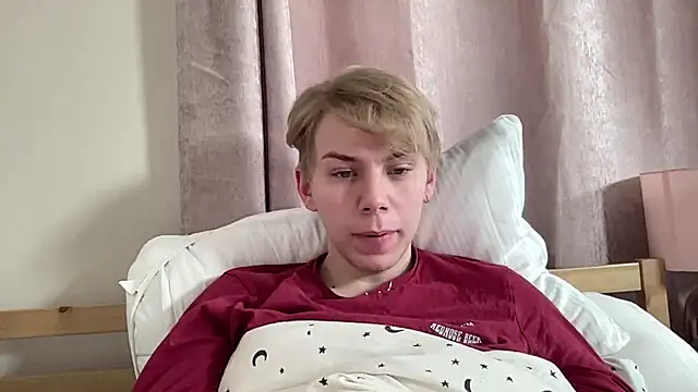 scottishtwink01 online show from September 28, 12:43 pm