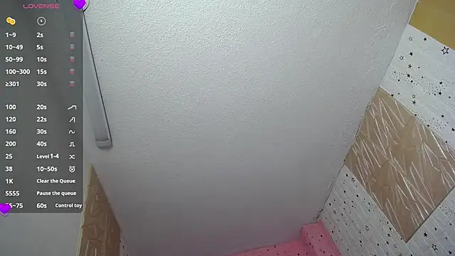 Snapshot of emmydurant chatting on November 18, 8:02 pm emmydurant online show from November 18, 8:02 pm