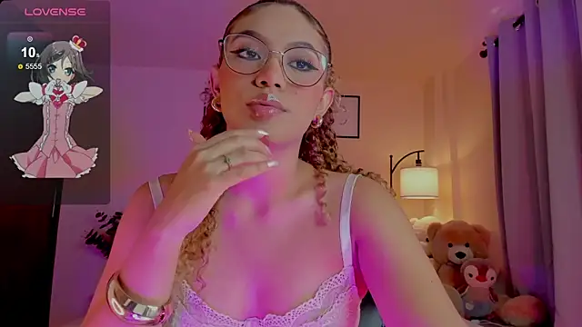 OxanaFedorova1- online show from June 8, 7:25 pm