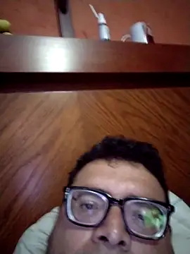 Santiagoqro85 online show from September 22, 1:35 pm