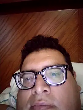 Santiagoqro85 online show from October 2, 1:18 pm