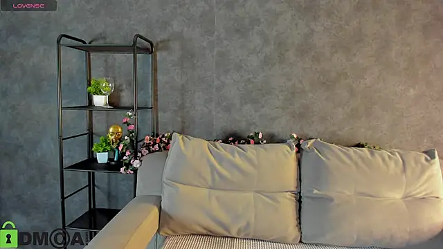 Raybe-Vins online show from October 28, 5:26 pm