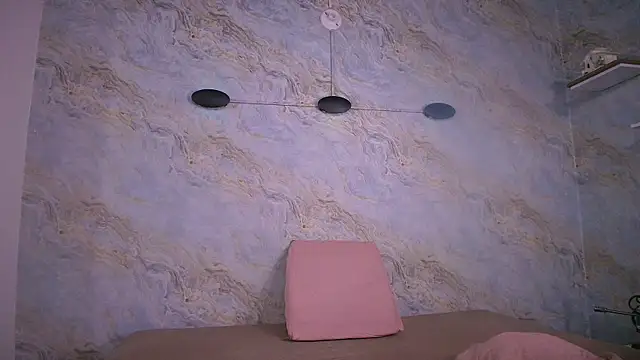 Snapshot of abbyrouss_ chatting on October 11, 3:06 am abbyrouss online show from October 11, 3:06 am