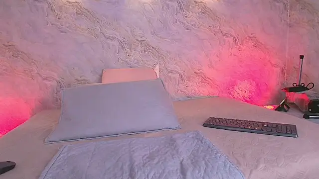 Snapshot of abbyrouss_ chatting on October 16, 3:07 am abbyrouss online show from October 16, 3:07 am