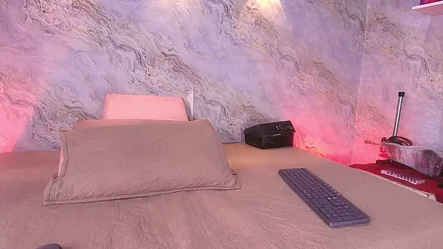 Snapshot of abbyrouss_ chatting on November 12, 3:07 am abbyrouss online show from November 12, 3:07 am