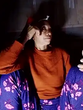 -Xuka-200 online show from November 11, 9:37 pm