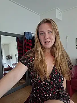 MazySunny online show from July 10, 4:31 pm