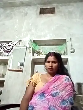 Snapshot of Cm_pooja chatting on October 3, 9:56 pm Cm pooja online show from October 3, 9:56 pm