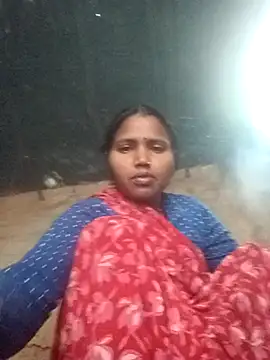 Snapshot of Cm_pooja chatting on November 10, 2:32 am Cm pooja online show from November 10, 2:32 am