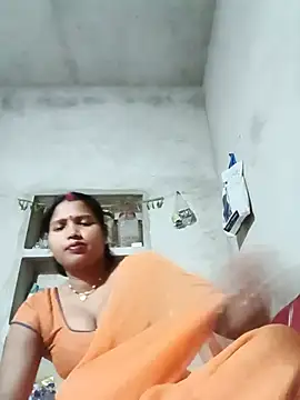 Snapshot of Cm_pooja chatting on May 17, 4:47 pm Cm pooja online show from May 17, 4:47 pm
