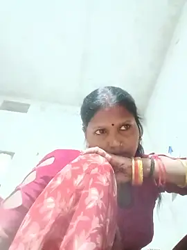 Snapshot of Cm_pooja chatting on May 23, 6:45 pm Cm pooja online show from May 23, 6:45 pm