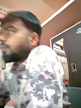 soniriyaa010101 online show from November 29, 8:50 am