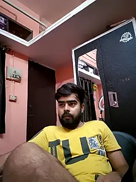 soniriyaa010101 online show from June 16, 8:39 am
