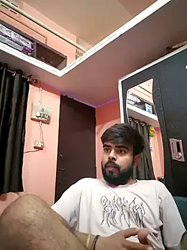 Snapshot of soniriyaa010101 chatting on July 4, 8:42 am soniriyaa010101 online show from July 4, 8:42 am