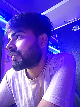 Snapshot of soniriyaa010101 chatting on July 5, 7:54 pm soniriyaa010101 online show from July 5, 7:54 pm