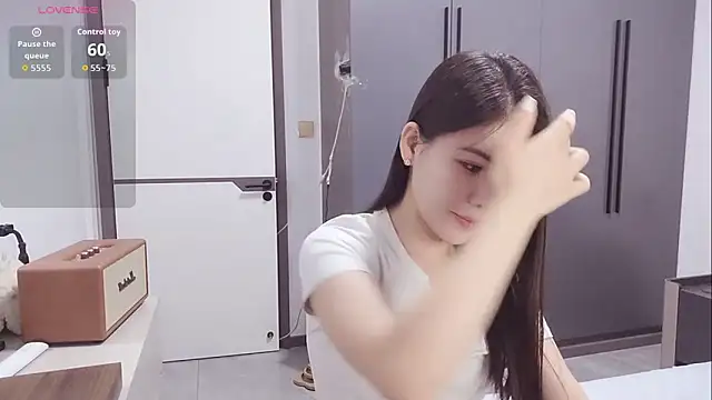 Snapshot of luckckcj chatting on October 7, 10:56 am luckckcj online show from October 7, 10:56 am