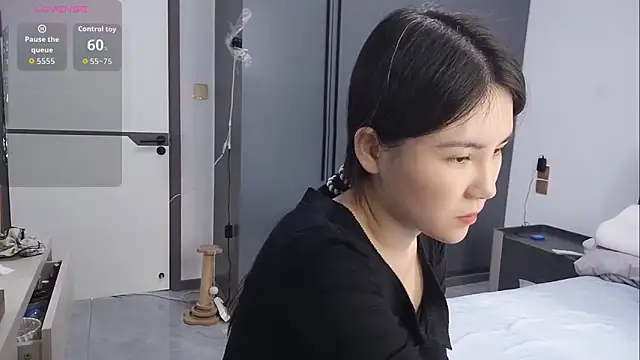 Snapshot of luckckcj chatting on October 18, 1:30 am luckckcj online show from October 18, 1:30 am