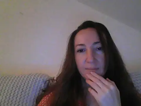 Snapshot of Valessya chatting on May 3, 8:59 pm Valessya online show from May 3, 8:59 pm