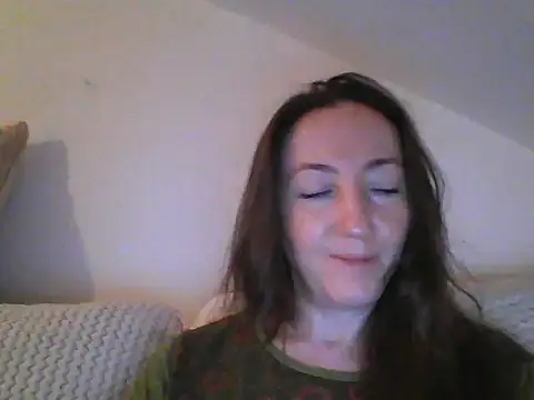 Snapshot of Valessya chatting on June 15, 8:22 pm Valessya online show from June 15, 8:22 pm