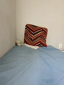 Snapshot of LuvTune chatting on September 12, 4:18 pm LuvTune online show from September 12, 4:18 pm