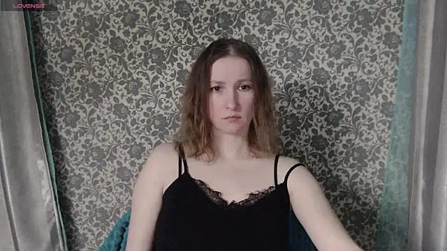 LesanaMagic online show from December 4, 8:40 pm