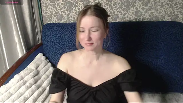 LesanaMagic online show from October 14, 8:53 pm