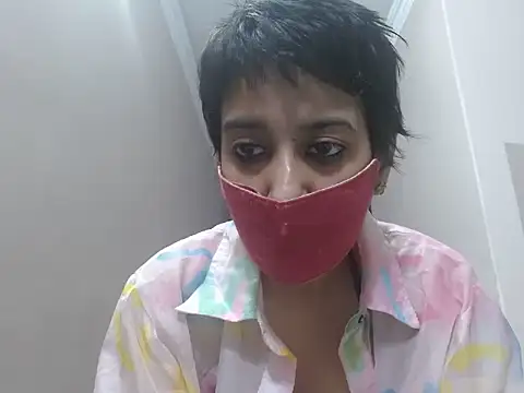 suzen night online show from November 23, 5:02 pm