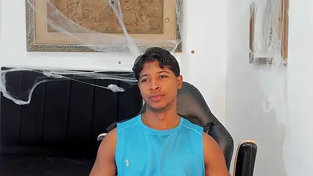 Snapshot of cassian_gold chatting on October 16, 7:04 pm cassian gold online show from October 16, 7:04 pm