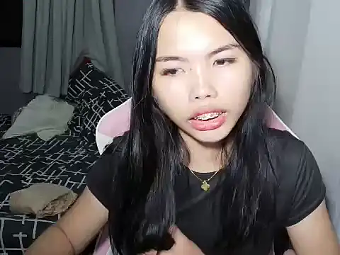 cutie milker online show from May 12, 3:09 pm