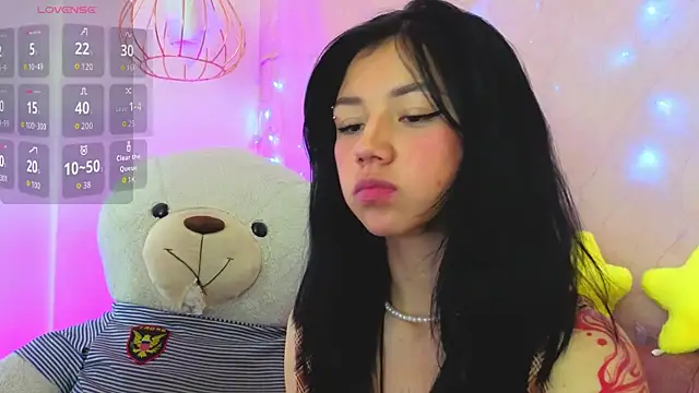 april bennett online show from May 26, 1:29 pm