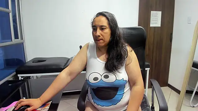 LeilaSmith  online show from March 5, 11:06 am