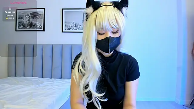 yanyaan online show from February 15, 8:27 pm