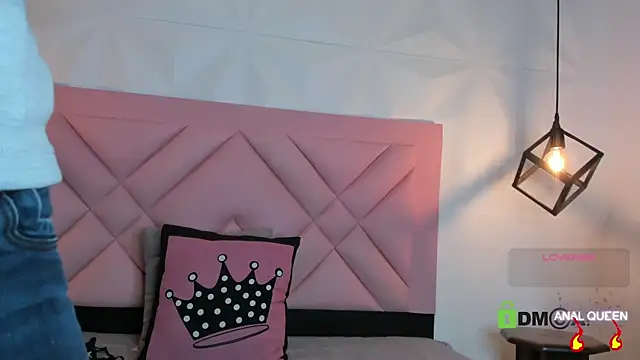 Caroline daring online show from May 1, 11:48 am