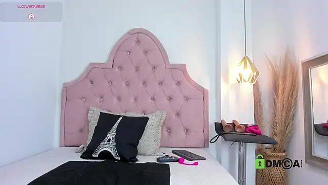 Caroline daring online show from June 30, 1:12 pm
