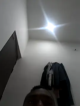 Snapshot of Chanderi19 chatting on December 15, 1:10 am Chanderi19 online show from December 15, 1:10 am