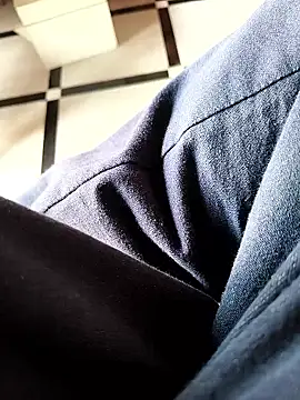 Snapshot of Chanderi19 chatting on January 17, 9:36 am Chanderi19 online show from January 17, 9:36 am