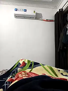 Snapshot of Chanderi19 chatting on February 24, 5:00 pm Chanderi19 online show from February 24, 5:00 pm