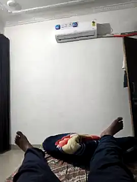 Snapshot of Chanderi19 chatting on March 7, 4:15 pm Chanderi19 online show from March 7, 4:15 pm