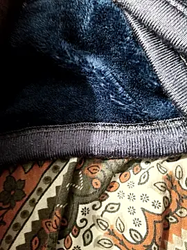 Snapshot of Chanderi19 chatting on March 10, 5:18 pm Chanderi19 online show from March 10, 5:18 pm