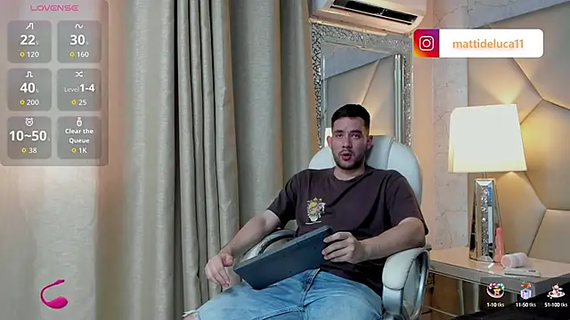 Snapshot of matti_de_lucaa chatting on October 7, 5:32 pm matti de lucaa online show from October 7, 5:32 pm