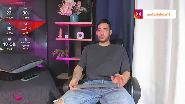 Snapshot of matti_de_lucaa chatting on October 11, 5:55 pm matti de lucaa online show from October 11, 5:55 pm