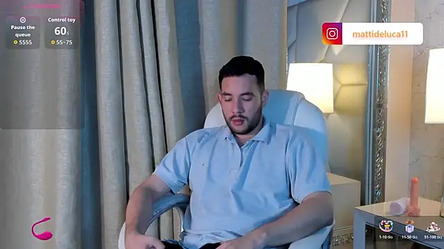 Snapshot of matti_de_lucaa chatting on October 27, 5:50 pm matti de lucaa online show from October 27, 5:50 pm