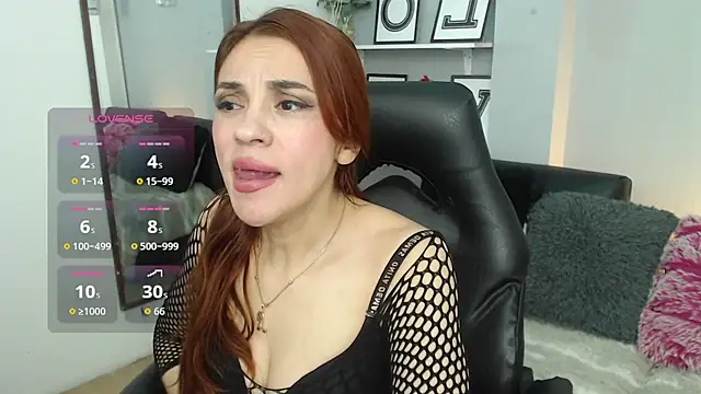 KendallWood  online show from July 10, 3:55 am