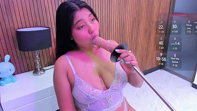 Snapshot of mysticlatina1 chatting on October 28, 11:47 am mysticlatina1 online show from October 28, 11:47 am