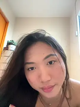 cassie cakes online show from November 17, 8:31 am