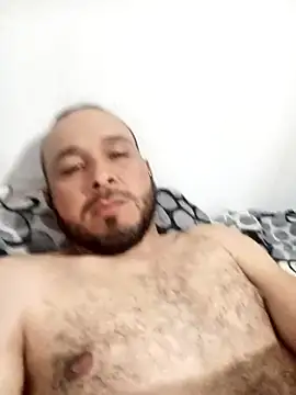 Snapshot of javi-tunene chatting on October 7, 1:47 am javi-tunene online show from October 7, 1:47 am