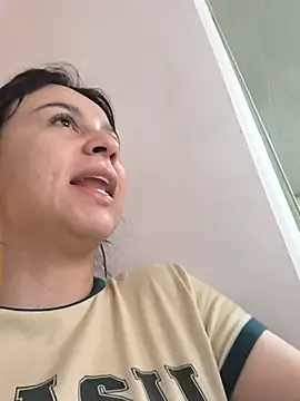 Snapshot of Daniela-rosee chatting on July 9, 4:00 pm Daniela-rosee online show from July 9, 4:00 pm